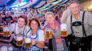 Oktoberfeste in MV: Wiesn-Gaudi von Schwerin bis Rügen