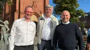 Pastorenpaar in Warnemünde für 200 Euro versteigert