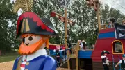 Playmobil-Piratenschiff in Überlebensgröße begeistert Neu Kaliß