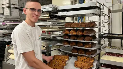 Bäckerei Denzien: Fünfte Generation plant Umzug nach Schwerin