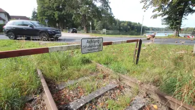 Draisinen-Gleis gekappt: Stadt Dargun sichert sich alten Bahndamm