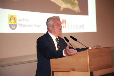 Gauck in Parow: Mahnung und Bekenntnis zur Demokratie