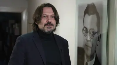 Hans-Fallada-Museum: Stefan Knüppel erhält Daniel-Sanders-Preis