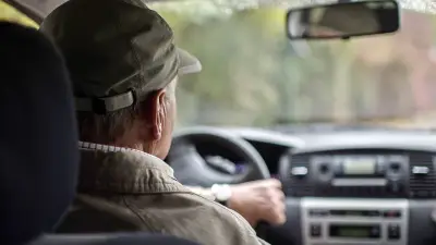 Senior aus Hamburg verfährt sich um 220 Kilometer und strandet auf A20