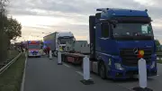 24 Tonnen Millionen-Fracht: Lkw-Kollision im Rostocker Hafen