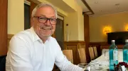 Hotelchef aus Warnemünde fordert flexiblere Regeln für Spritzuschuss