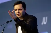 JU-Chef Winkel greift Schwesig scharf an: „Von Russland kaufen lassen“