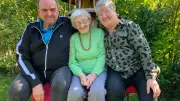 Urlaub mit Mama auf Balkonien: Neubrandenburger bleiben seit sechs Jahren zu Hause